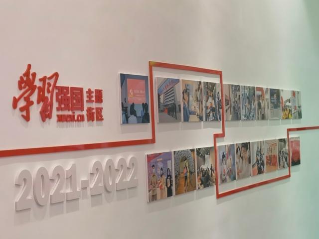 搅翻墨海舞自欢