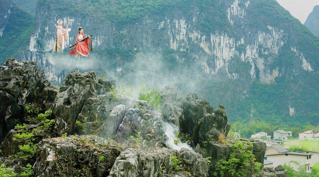 外形精致味道可口!手艺人传承百年十八子糕技艺 展示非遗魅力